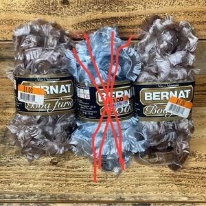 Bernat Boa/Boa Furs Eyelash Yarn lot of 2 Chinchilla)